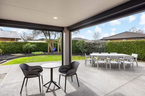 Photo of property in 28 Somerton Drive, Huntington, Hamilton, 3210