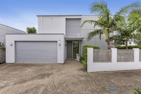 Photo of property in 151a Clovelly Road, Bucklands Beach, Auckland, 2012
