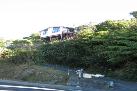 Photo of property in 113a Newlands Road, Newlands, Wellington, 6037