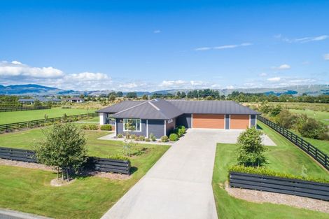 Photo of property in 33 Hartwell Drive, Kelvin Grove, Palmerston North, 4470