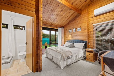 Photo of property in 42 Steadman Road, Broomfield, Christchurch, 8042