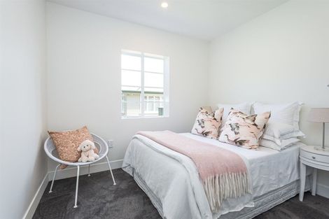 Photo of property in 71a Eastern Terrace, Beckenham, Christchurch, 8023