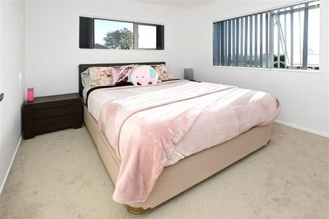 Photo of property in 2 Tirau Place, Mangere, Auckland, 2022