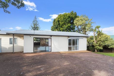 Photo of property in 161 Don Buck Road, Massey, Auckland, 0614