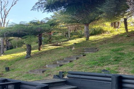 Photo of property in 23 Laingfield Terrace, Laingholm, Auckland, 0604