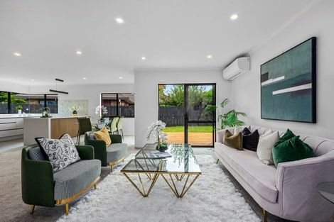 Photo of property in 4 Bryn Mawr Place, Albany, Auckland, 0632