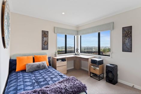 Photo of property in 11 Wilson Way, Waikanae, 5036