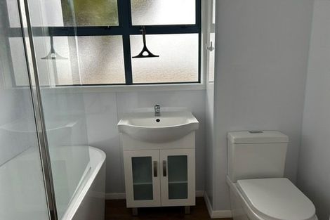 Photo of property in 35 Pikarere Street, Titahi Bay, Porirua, 5022