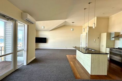 Photo of property in 20 Cameron Street, Kaiwharawhara, Wellington, 6035