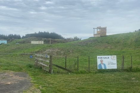Photo of property in 38 Palmer Road, Foxton Beach, Foxton, 4891