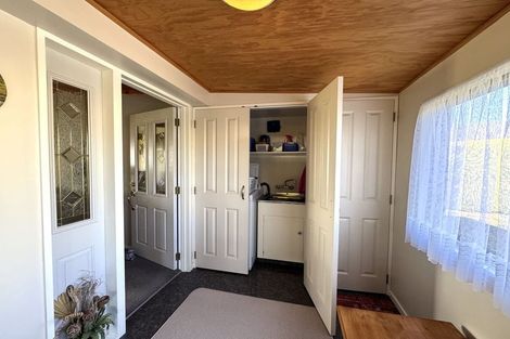 Photo of property in 2 Ridgwell Place, Stirling, 9231