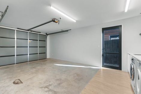 Photo of property in 15 Mount Creighton Crescent, Wanaka, 9305