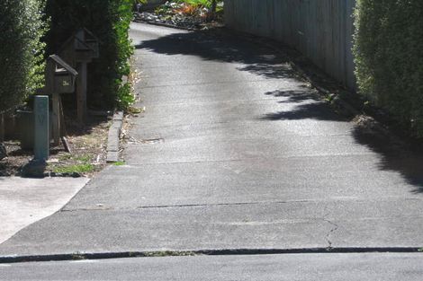 Photo of property in 67 Topliss Drive, Northcross, Auckland, 0632
