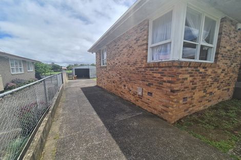 Photo of property in 26 Paine Place, Mangere, Auckland, 2022