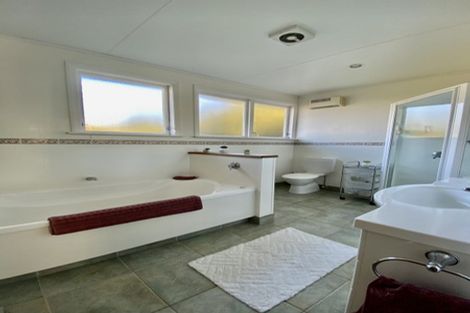 Photo of property in 79 Larsen Crescent, Tawa, Wellington, 5028