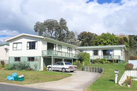 Photo of property in 114 Isabel Street, Whangamata, 3620