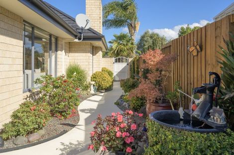 Photo of property in 52 Matemuri Drive, Papamoa Beach, Papamoa, 3118