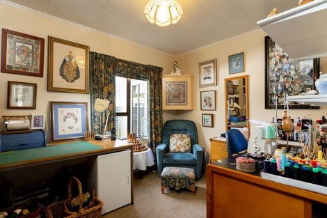 Photo of property in 102 Waikawa Road, Picton, 7220