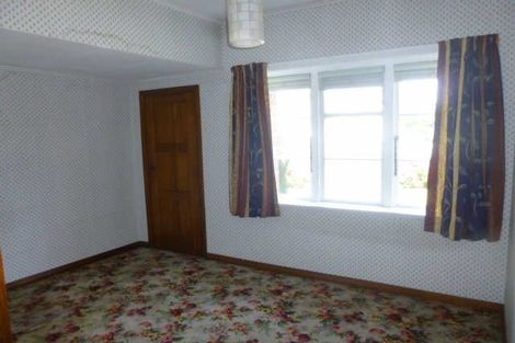 Photo of property in 2 Kawaka Street, Riccarton, Christchurch, 8041