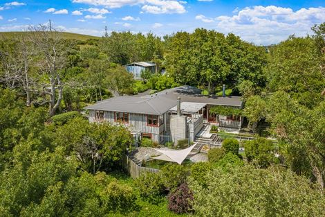 Photo of property in 4186 Kaipara Coast Highway, Tauhoa, Warkworth, 0984