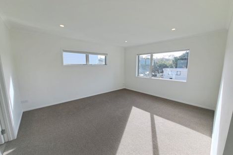 Photo of property in 37 Merriefield Avenue, Forrest Hill, Auckland, 0620