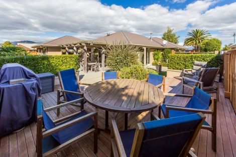 Photo of property in 32 Sovereign Gardens, Halswell, Christchurch, 8025