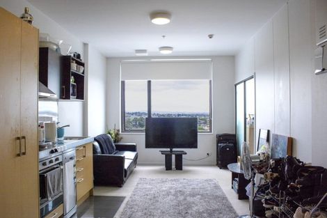 Photo of property in Twin Towers, 910/17 Putney Way, Manukau, Auckland, 2104