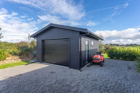 Photo of property in 128 Rangiuru Road, Otaki Beach, Otaki, 5512