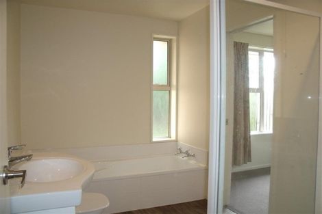 Photo of property in 115a Mackenzie Avenue, Woolston, Christchurch, 8023