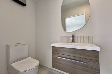 Photo of property in 2/107 Smith Street, Woolston, 8062
