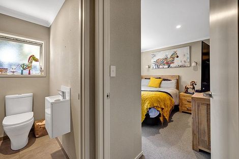 Photo of property in 24 Princes Street, Hawera, 4610