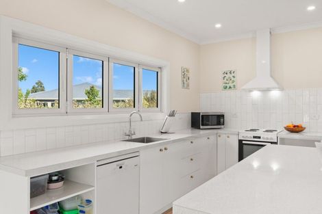 Photo of property in 6 Mckerrow Place, Featherston, 5710