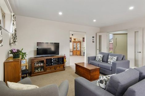 Photo of property in 47 Carradale Avenue, Broomfield, Christchurch, 8042