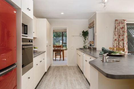 Photo of property in 16 Springswood Grove, Springlands, Blenheim, 7201