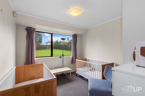 Photo of property in 10 Pahi Place, West Harbour, Auckland, 0618