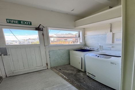 Photo of property in 16 Austin Street, Mount Victoria, Wellington, 6011