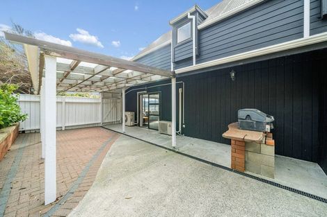 Photo of property in 296 Maungaraki Road, Maungaraki, Lower Hutt, 5010