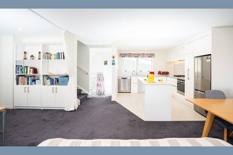 Photo of property in 5/143 Cockayne Road, Khandallah, Wellington, 6035