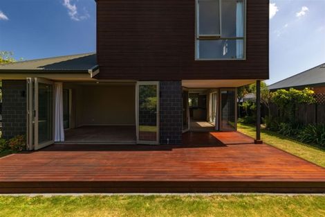 Photo of property in 130 Wairakei Road, Bryndwr, Christchurch, 8053