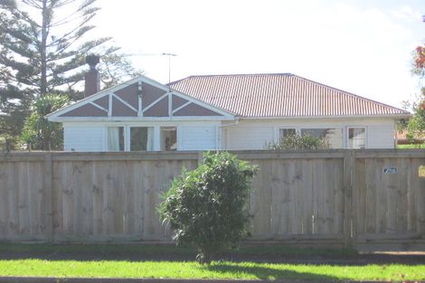 Photo of property in 37 Garelja Road, Henderson, Auckland, 0612