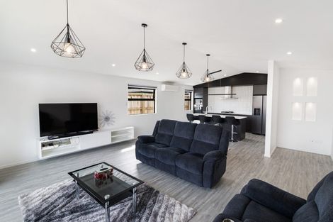 Photo of property in 1 Lolite Lane, Rolleston, 7615