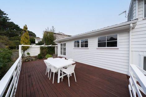 Photo of property in 9 Caesars Place, Churton Park, Wellington, 6037