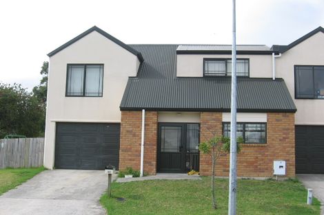 Photo of property in 30 Laura Street, Kelston, Auckland, 0602