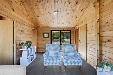 Photo of property in 7c Waterloo Place, Westown, New Plymouth, 4310