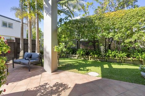 Photo of property in 2/2 The Esplanade, Campbells Bay, Auckland, 0630