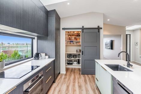 Photo of property in 18 Goldie Drive, Rangiora, 7400