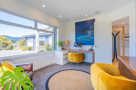 Photo of property in 184-186 Milne Drive, Paraparaumu, 5032