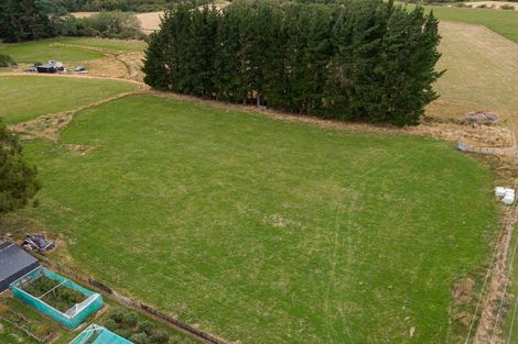 Photo of property in 2 Cullen Street, Eketahuna, 4900
