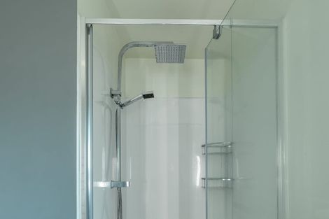 Photo of property in 16 Roick Parade, Glen Eden, Auckland, 0602