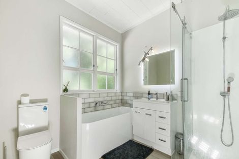 Photo of property in 5 Hector Place, Sunnybrook, Rotorua, 3015